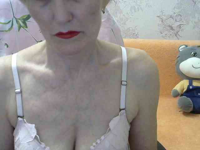 Red-Rose-777 webcam