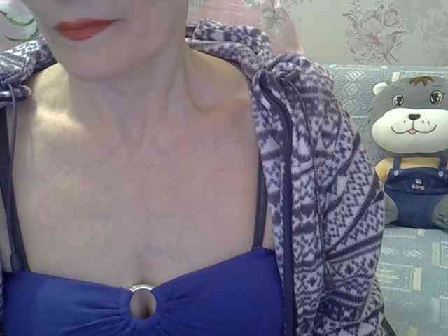 Red-Rose-777 webcam