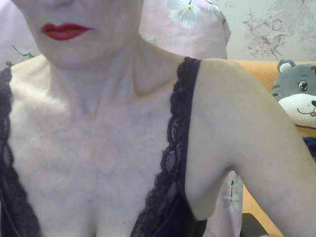 Red-Rose-777 webcam