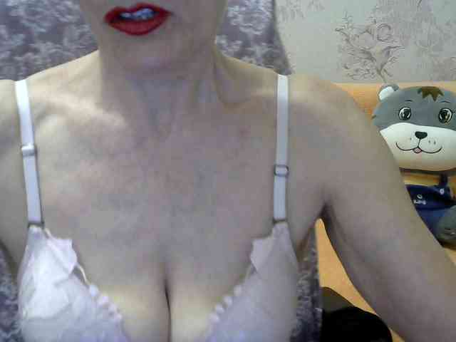 Red-Rose-777 webcam