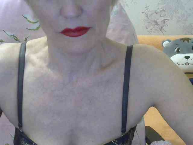 Red-Rose-777 webcam