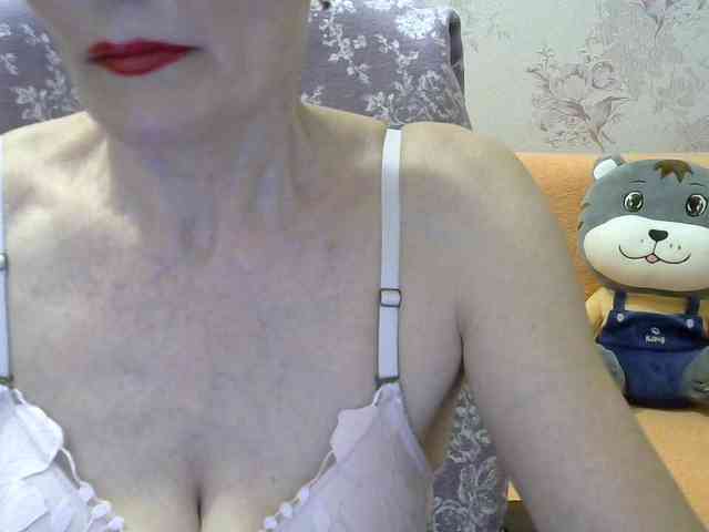 Red-Rose-777 webcam