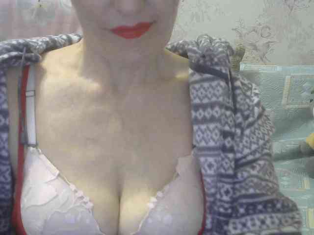 Red-Rose-777 webcam
