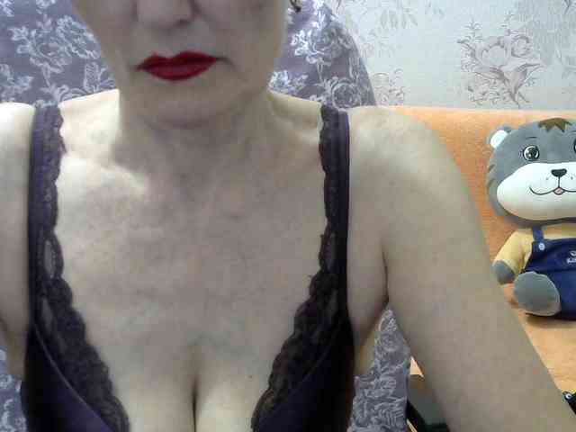 Red-Rose-777 webcam