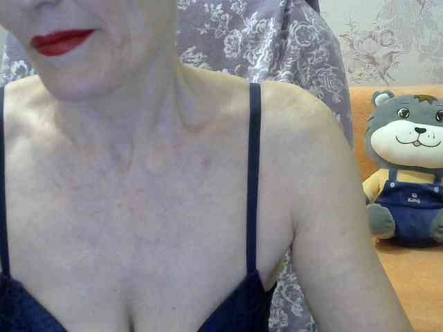 Red-Rose-777 webcam