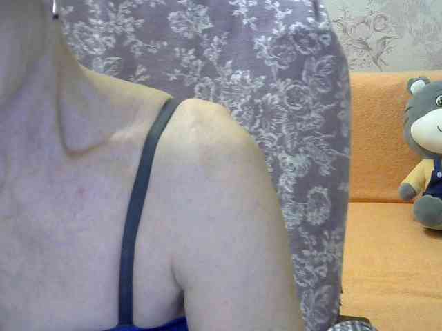 Red-Rose-777 webcam