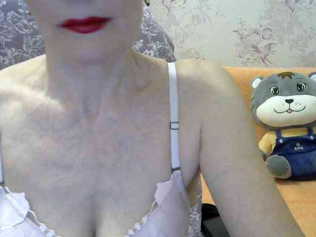 Red-Rose-777 webcam
