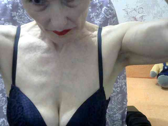 Red-Rose-777 webcam