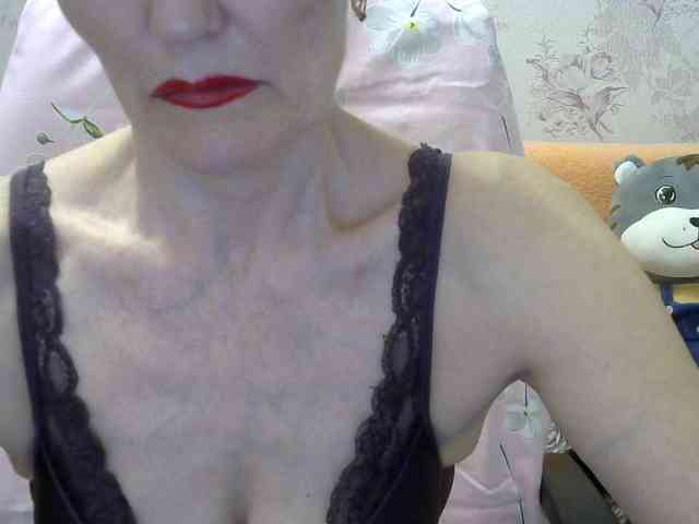 Red-Rose-777 webcam