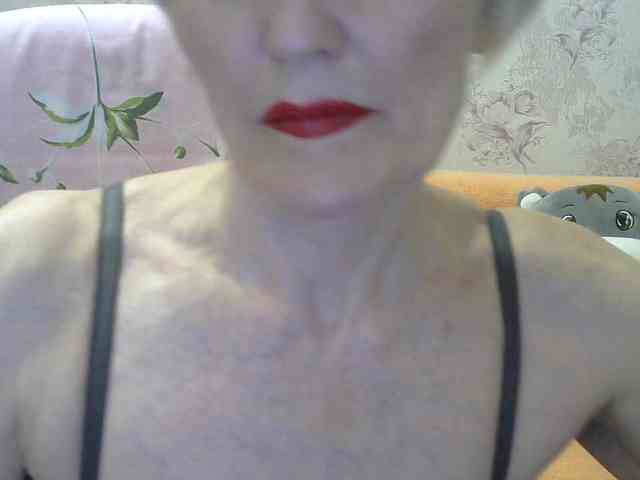 Red-Rose-777 webcam