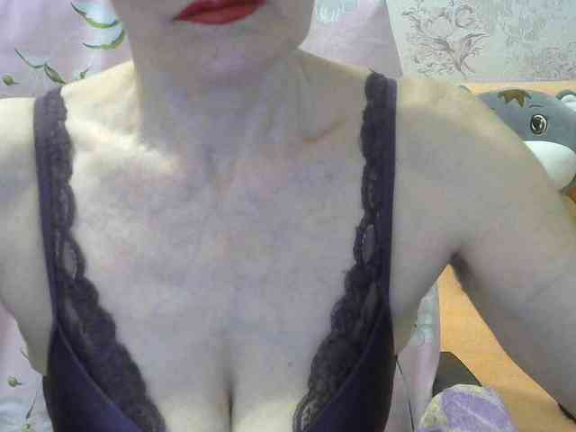 Red-Rose-777 webcam