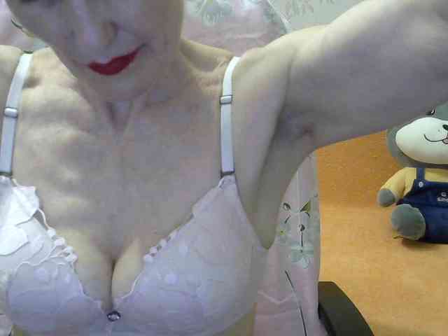 Red-Rose-777 webcam