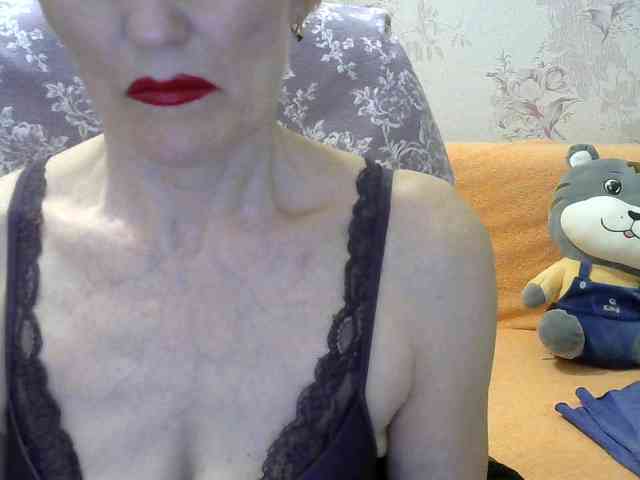 Red-Rose-777 webcam