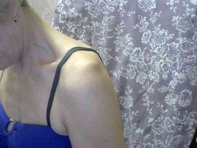 Red-Rose-777 webcam