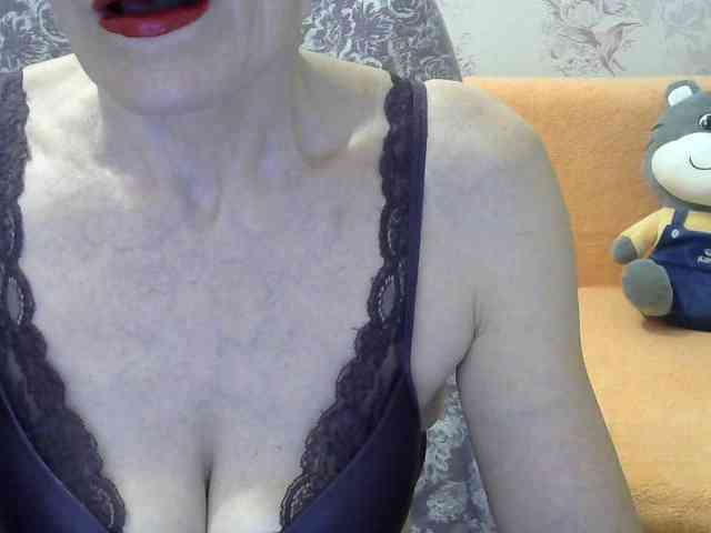 Red-Rose-777 webcam