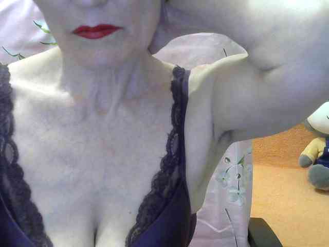 Red-Rose-777 webcam