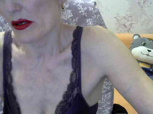 Red-Rose-777 webcam