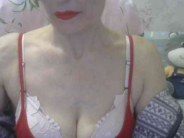 Red-Rose-777 webcam