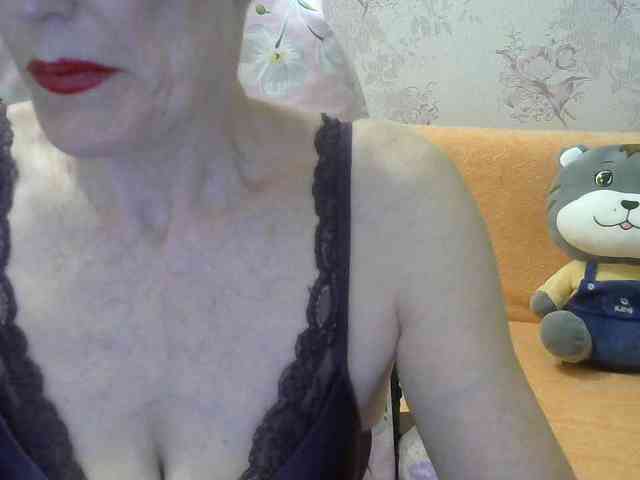 Red-Rose-777 webcam