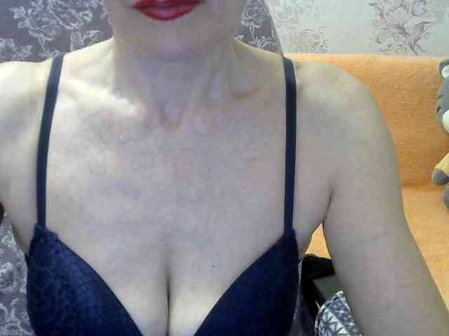 Red-Rose-777 webcam