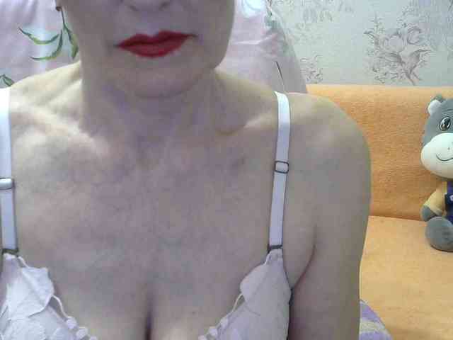 Red-Rose-777 webcam