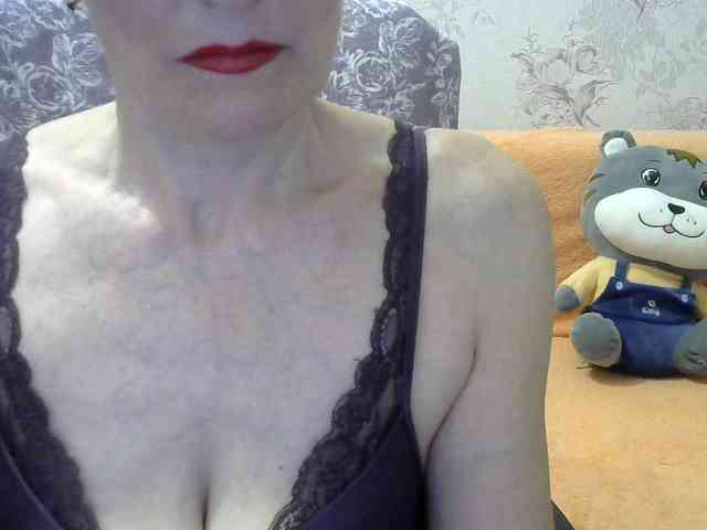 Red-Rose-777 webcam
