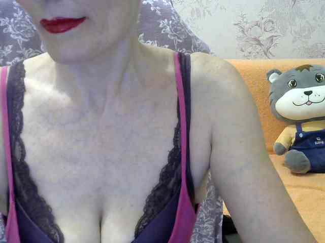 Red-Rose-777 webcam