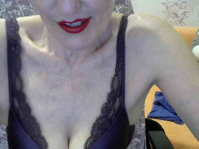 Red-Rose-777 webcam