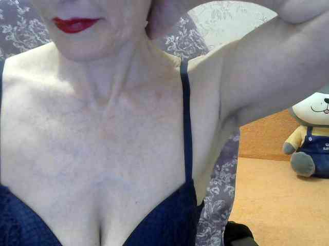Red-Rose-777 webcam