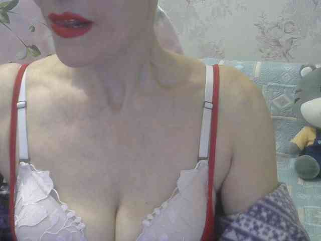 Red-Rose-777 webcam