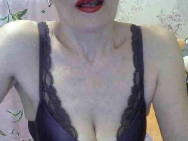 Red-Rose-777 webcam