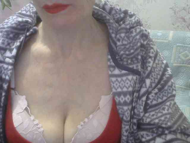 Red-Rose-777 webcam