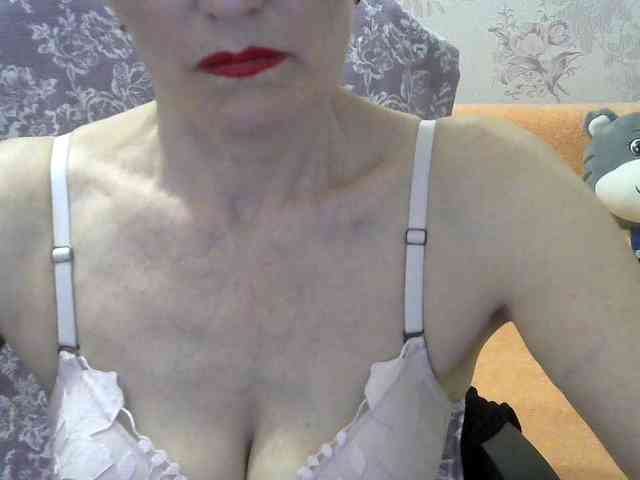 Red-Rose-777 webcam