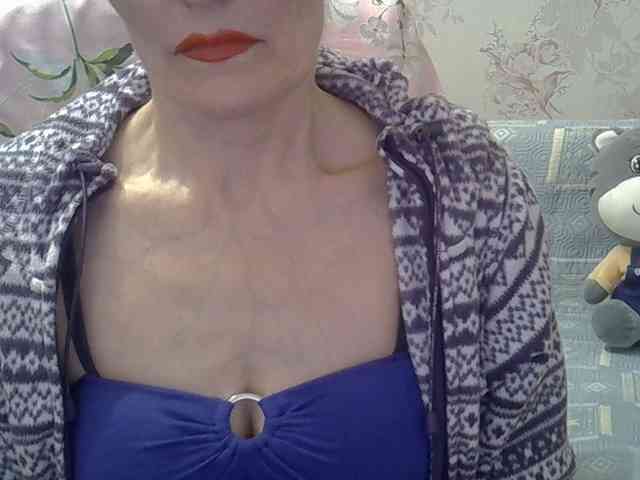 Red-Rose-777 webcam