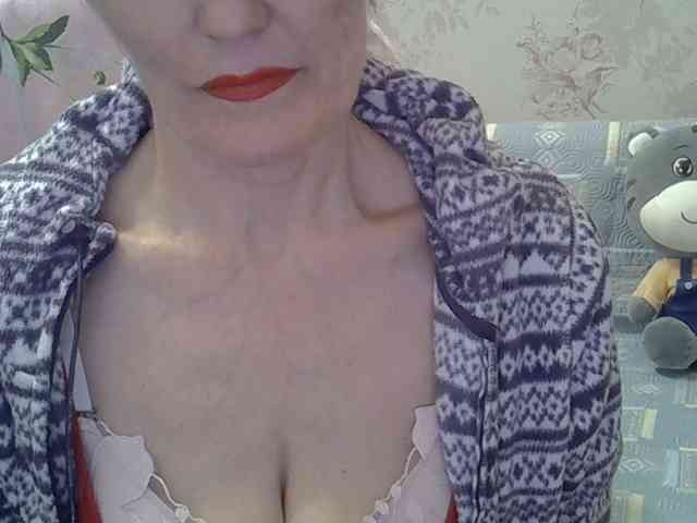 Red-Rose-777 webcam