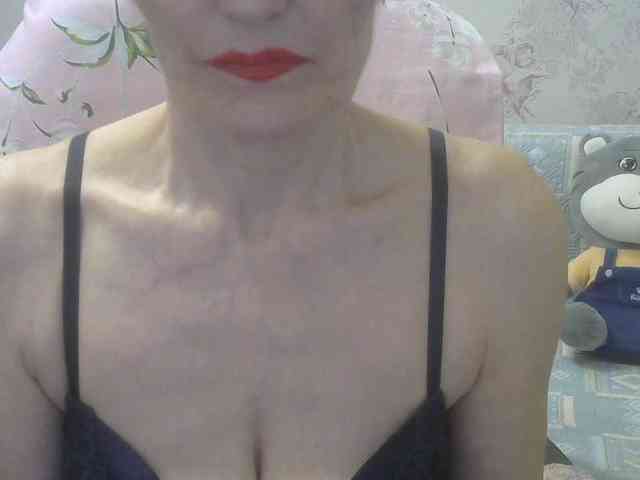 Red-Rose-777 webcam