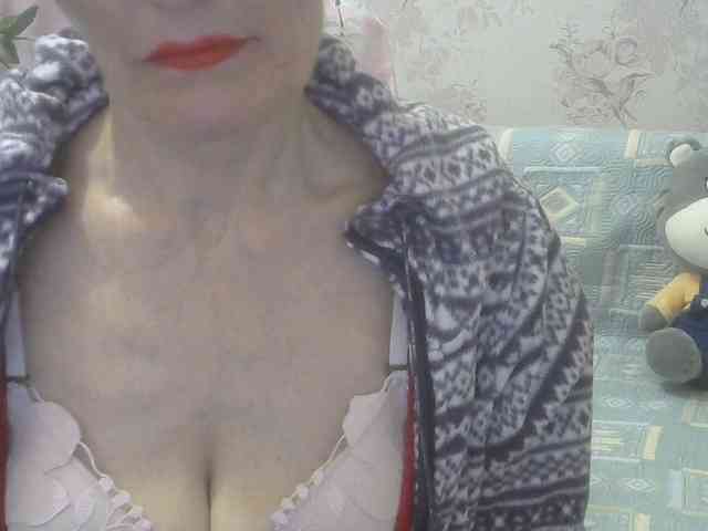 Red-Rose-777 webcam