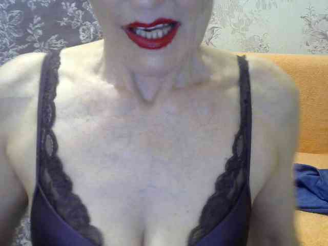 Red-Rose-777 webcam