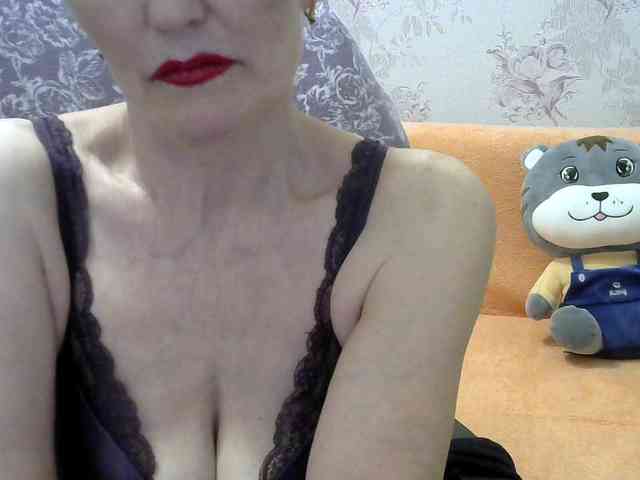 Red-Rose-777 webcam