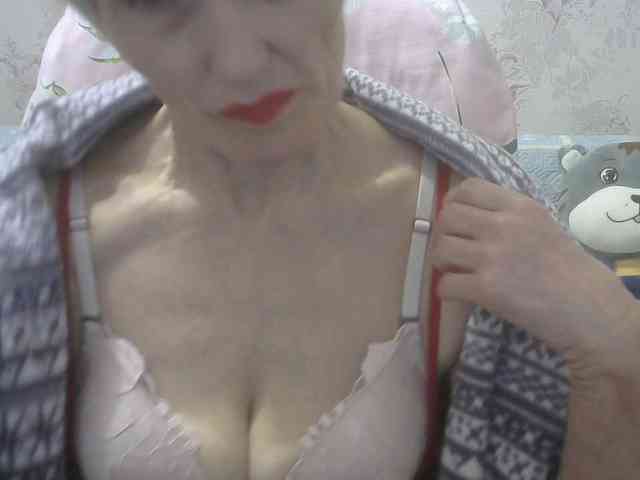 Red-Rose-777 webcam