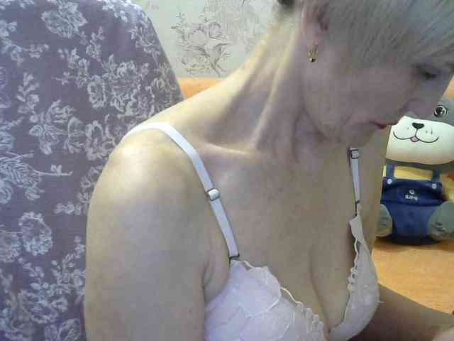 Red-Rose-777 webcam