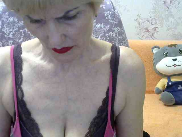 Red-Rose-777 webcam