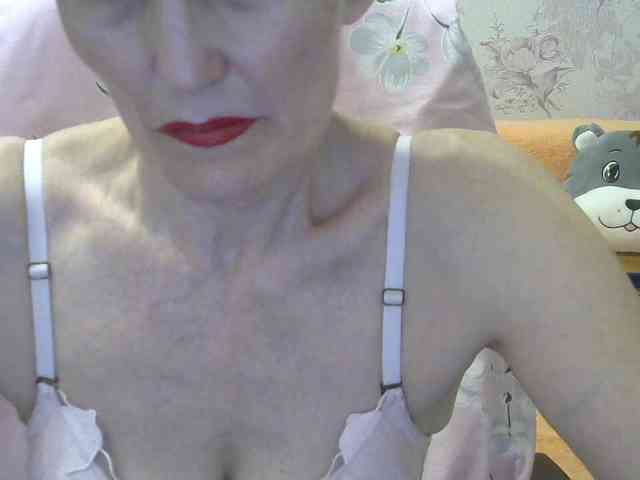 Red-Rose-777 webcam