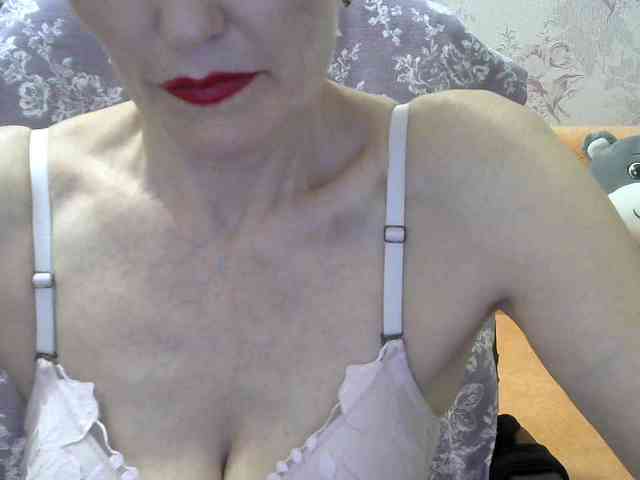 Red-Rose-777 webcam