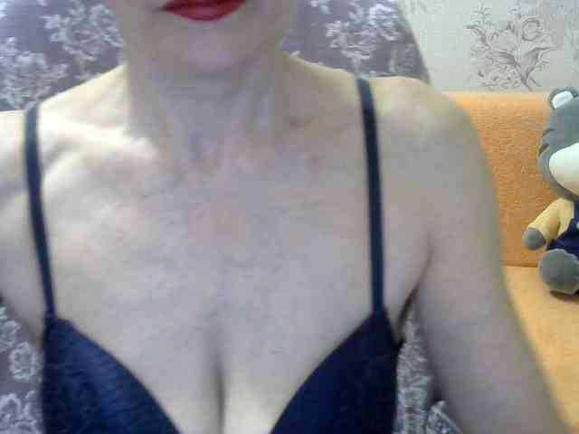 Red-Rose-777 webcam