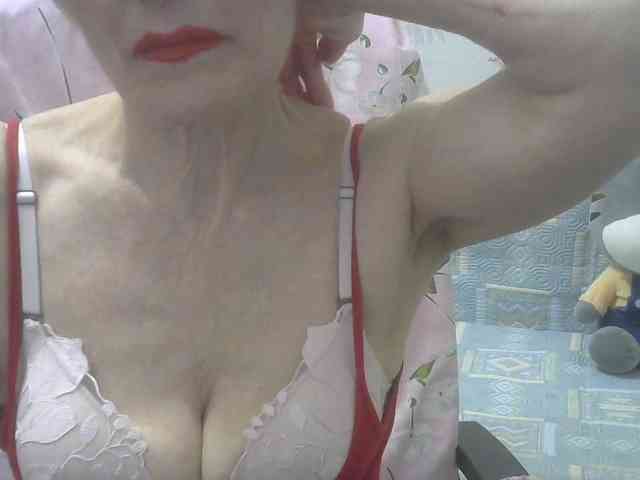 Red-Rose-777 webcam