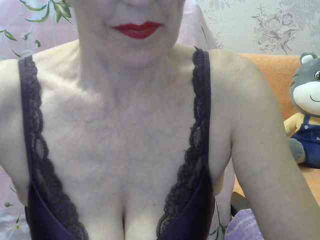 Red-Rose-777 webcam