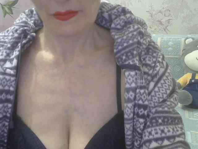 Red-Rose-777 webcam