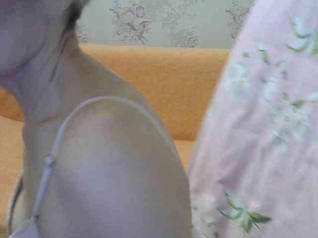 Red-Rose-777 webcam