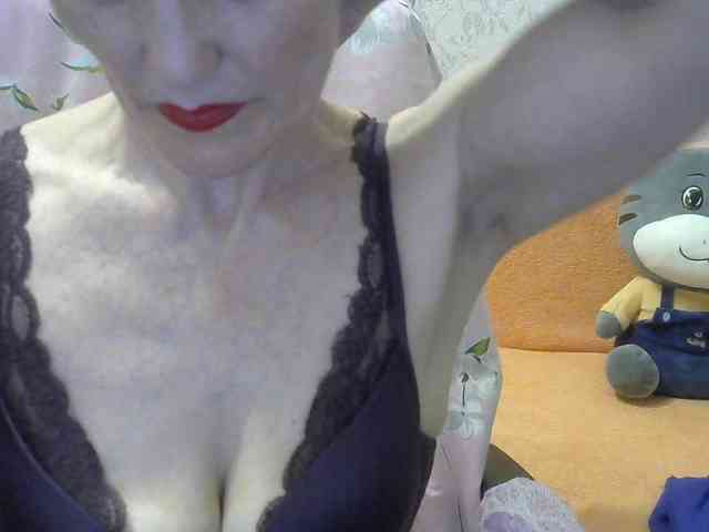 Red-Rose-777 webcam
